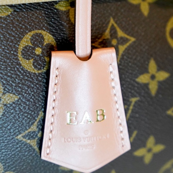 Louis Vuitton Venus Monogram Brown Sesame Tote or Shoulder Bag - Like New - Picture 10 of 15